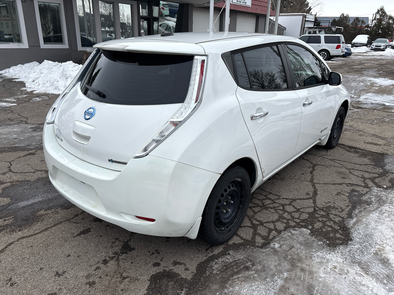 Nissan Leaf S 2013