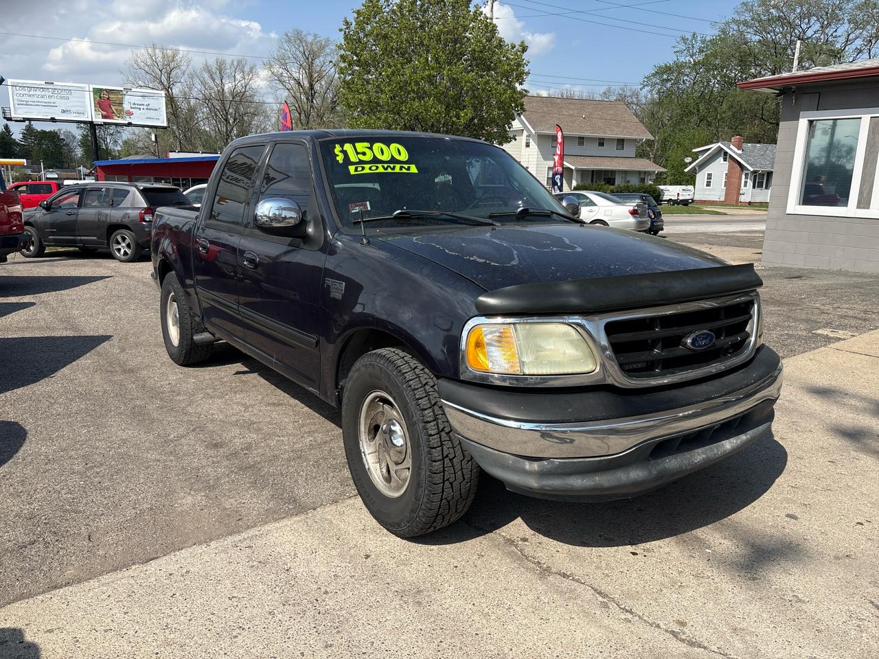 Ford F-150 XLT SuperCrew 2WD 2001