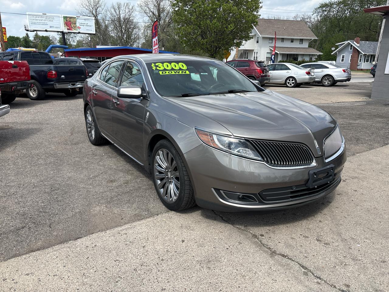 Lincoln MKS  2015