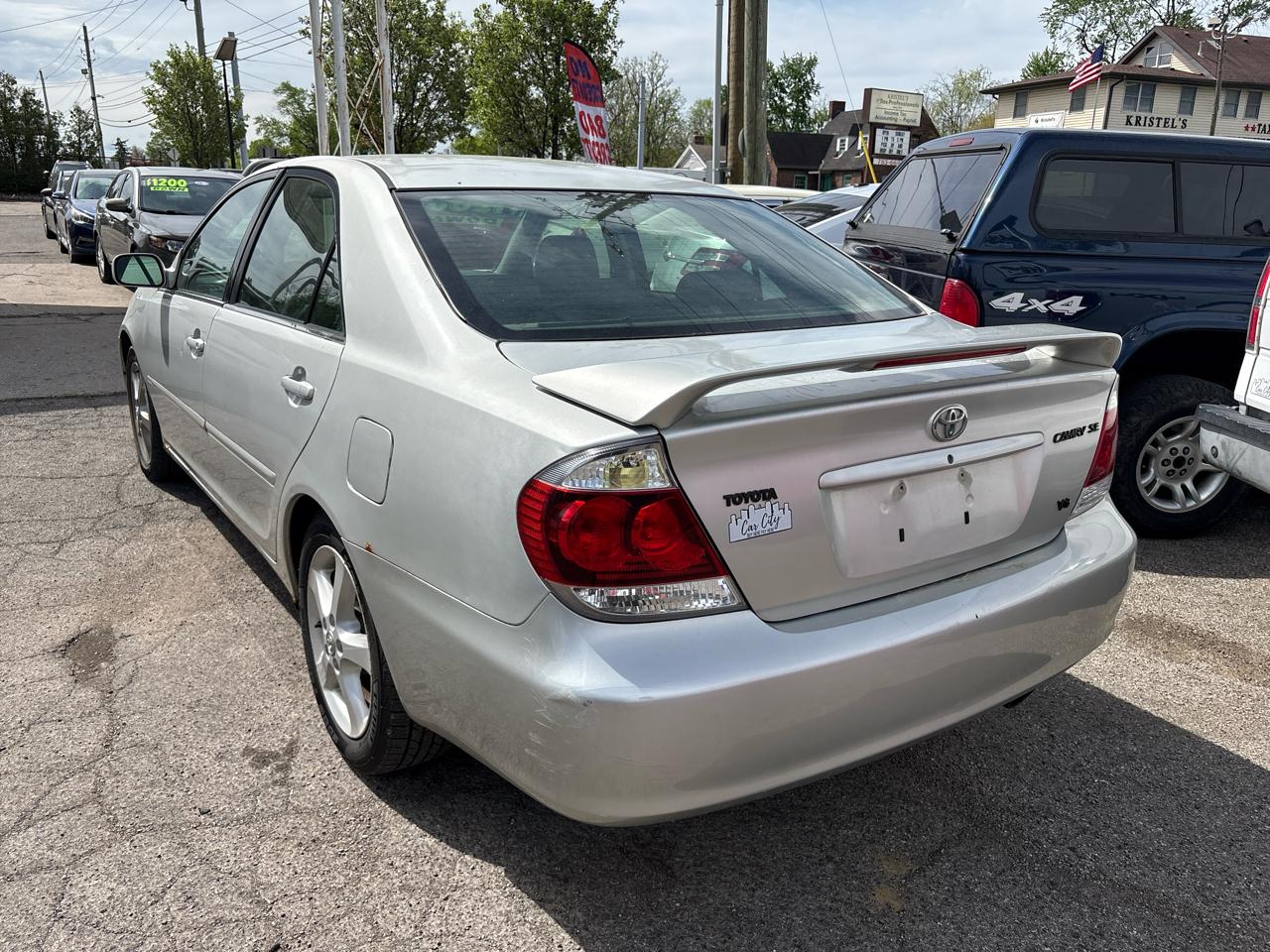 Toyota Camry SE V6 2005