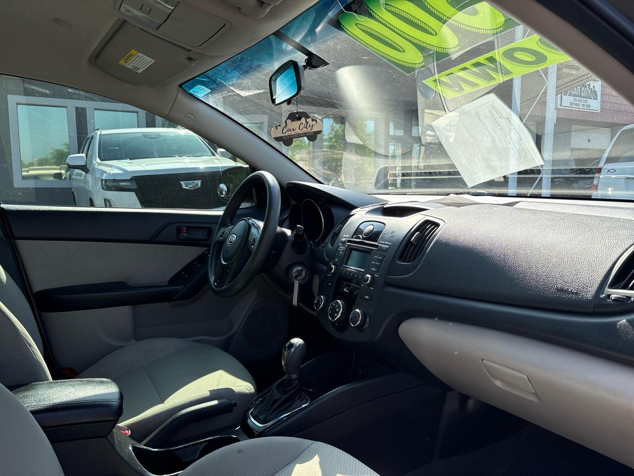 Kia Forte 4dr Sdn Auto EX 2012