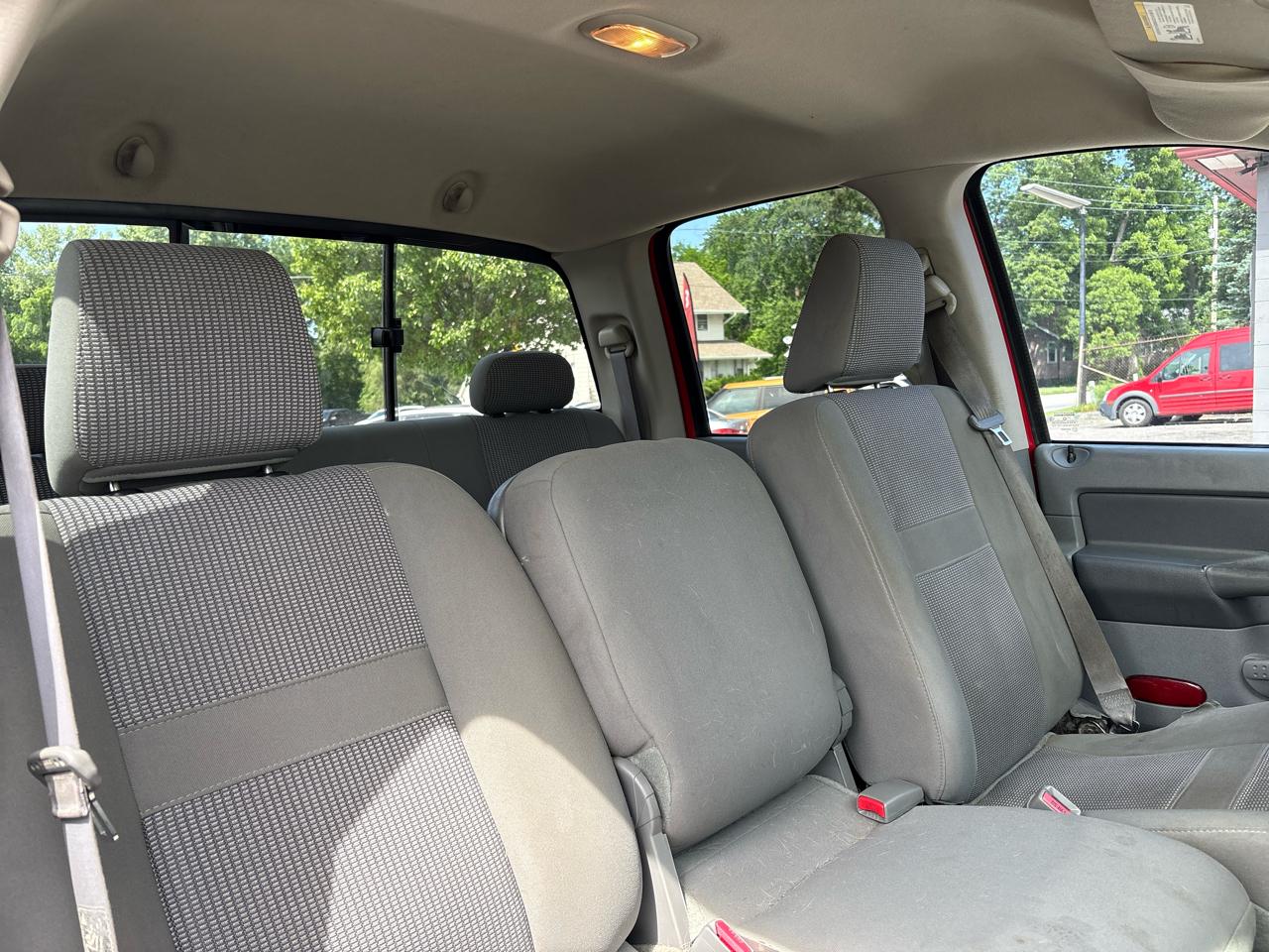 Dodge Ram 1500 ST Quad Cab 4WD 2006