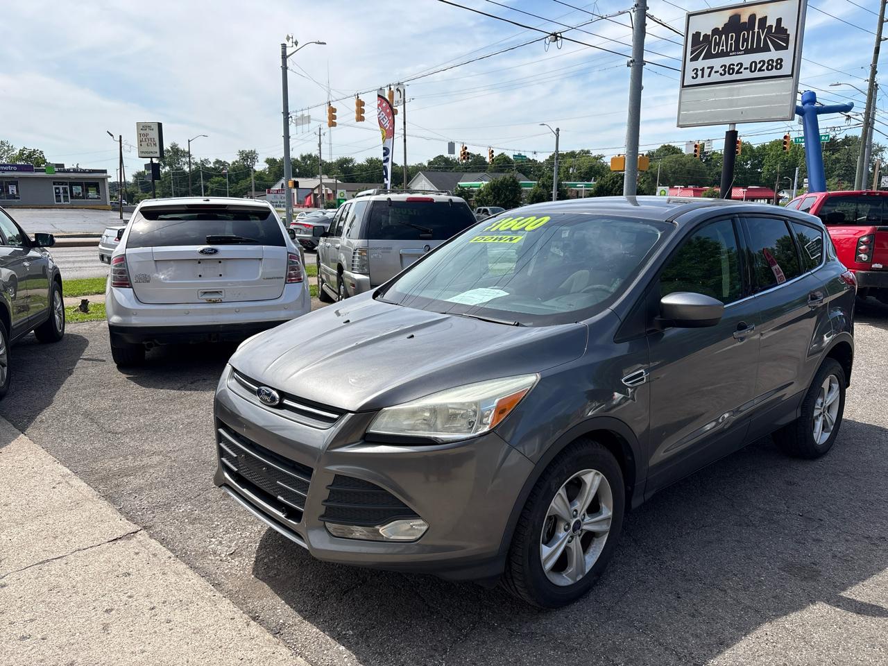 2014 Ford Escape SE's photo