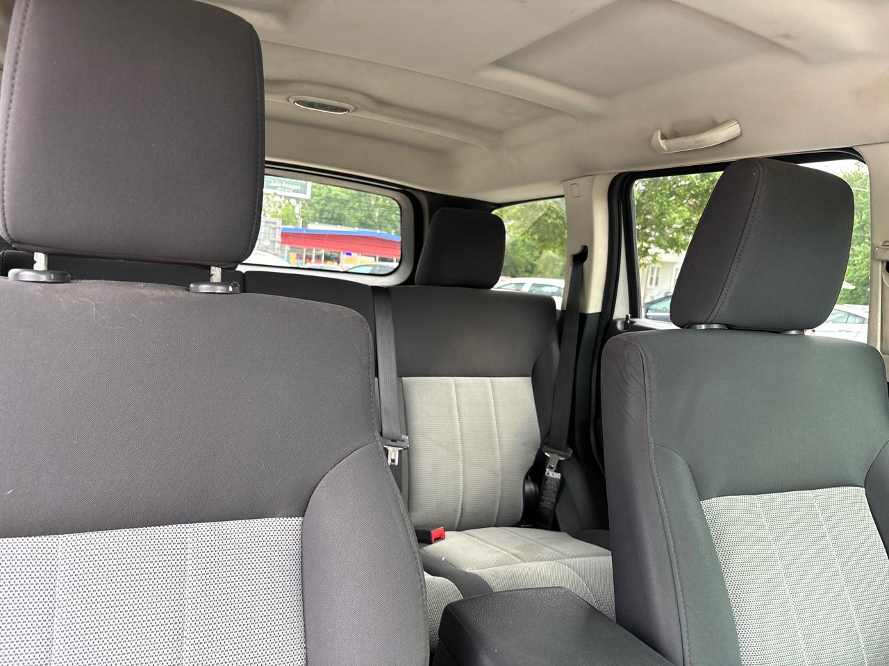 Dodge Nitro SXT 2WD 2008