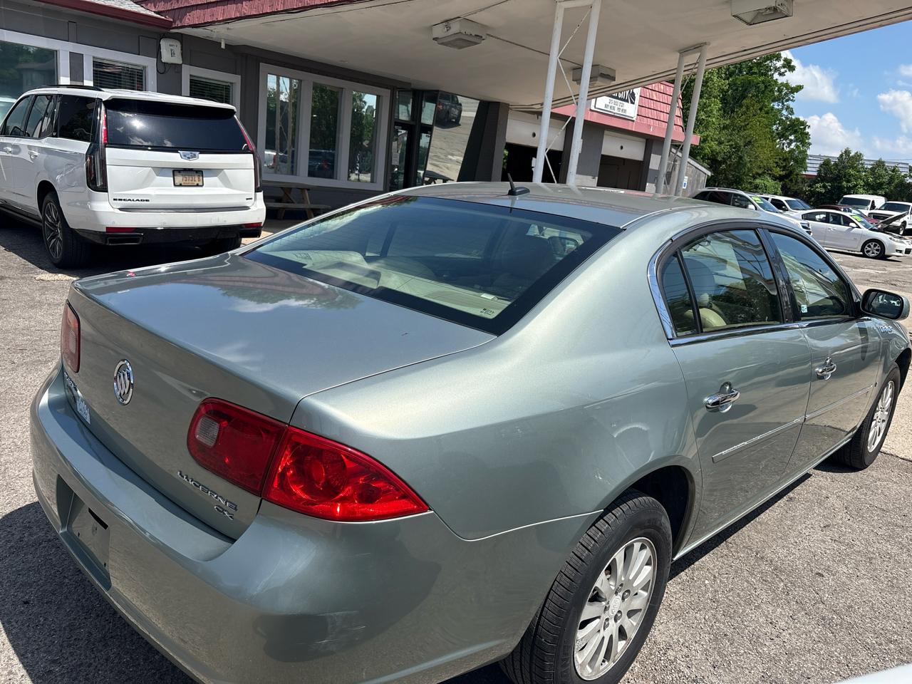 Buick Lucerne CX 2006