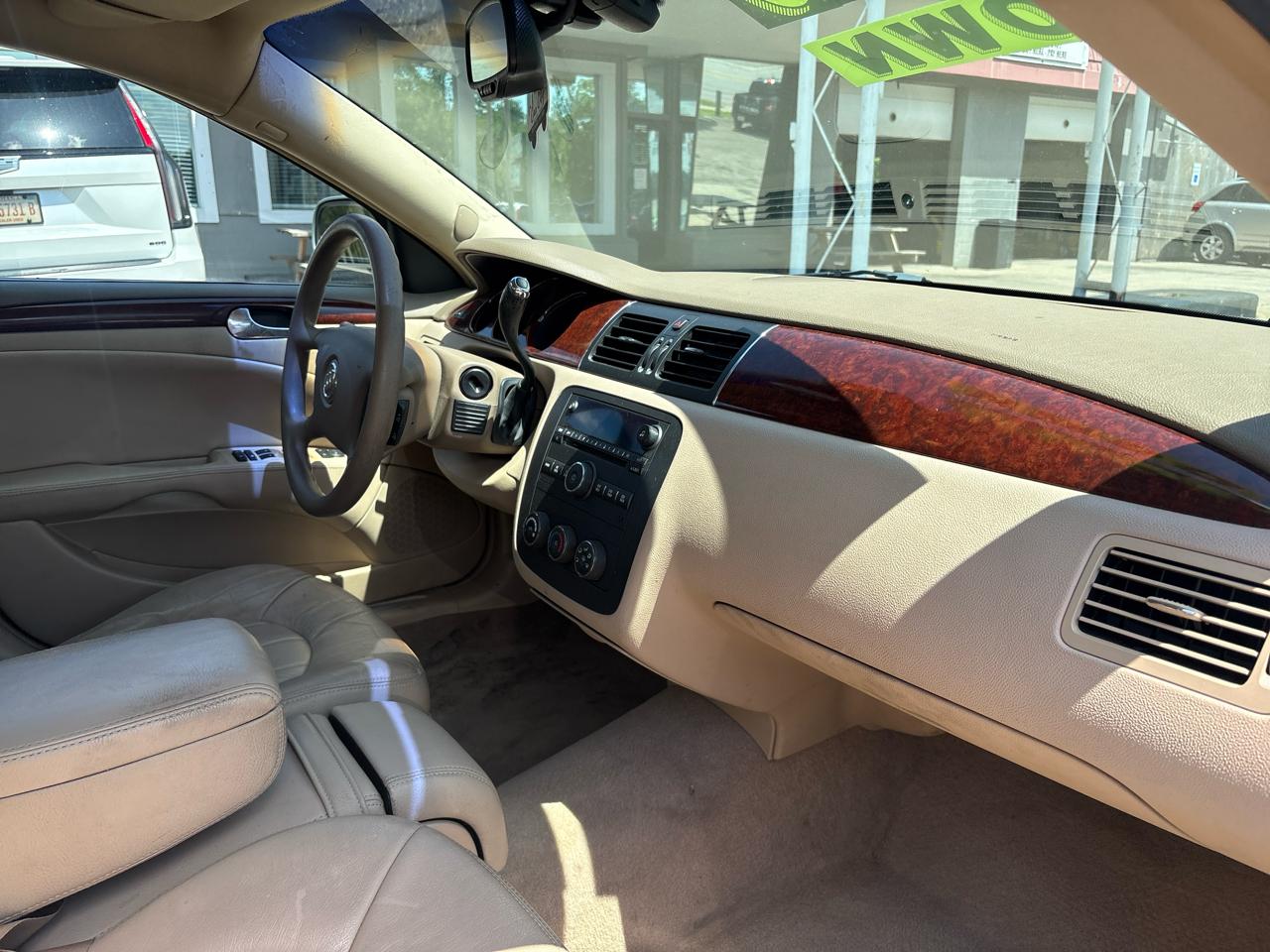 Buick Lucerne CX 2006