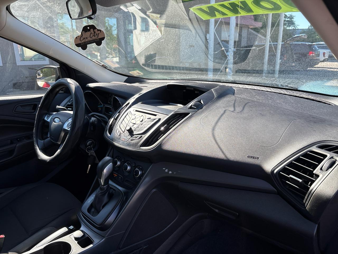 Ford Escape S FWD 2016