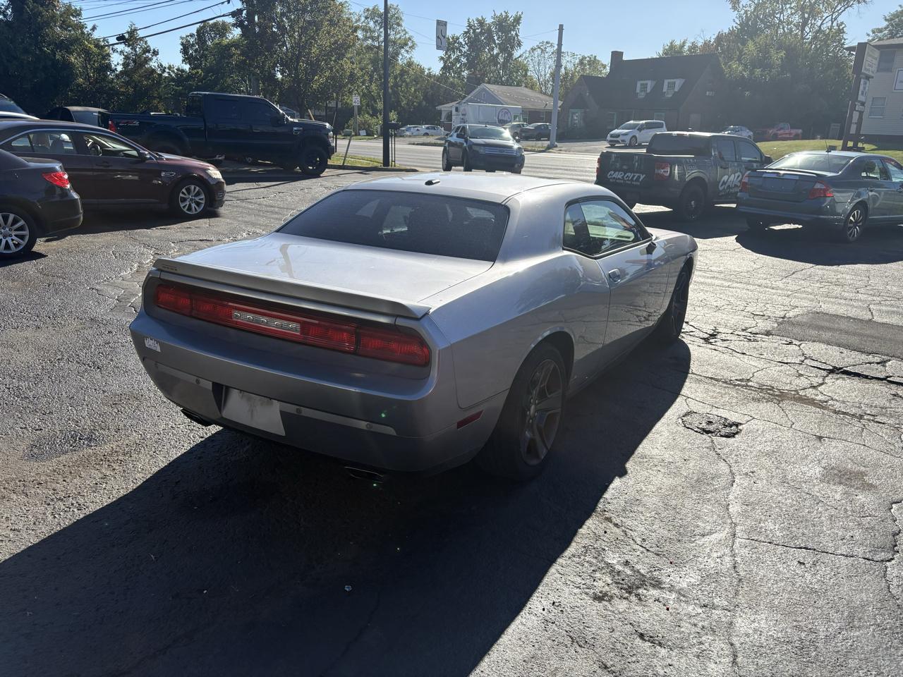 Dodge Challenger SXT 2013