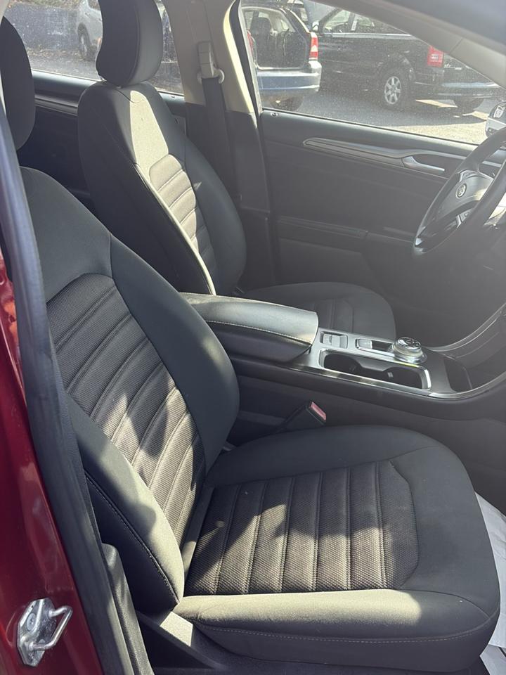 Ford Fusion SE 2018