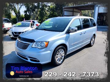 2016 Chrysler Town & Country Touring-L