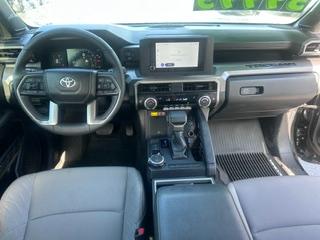 Toyota Tacoma TRD Sport Double Cab 4WD 2024