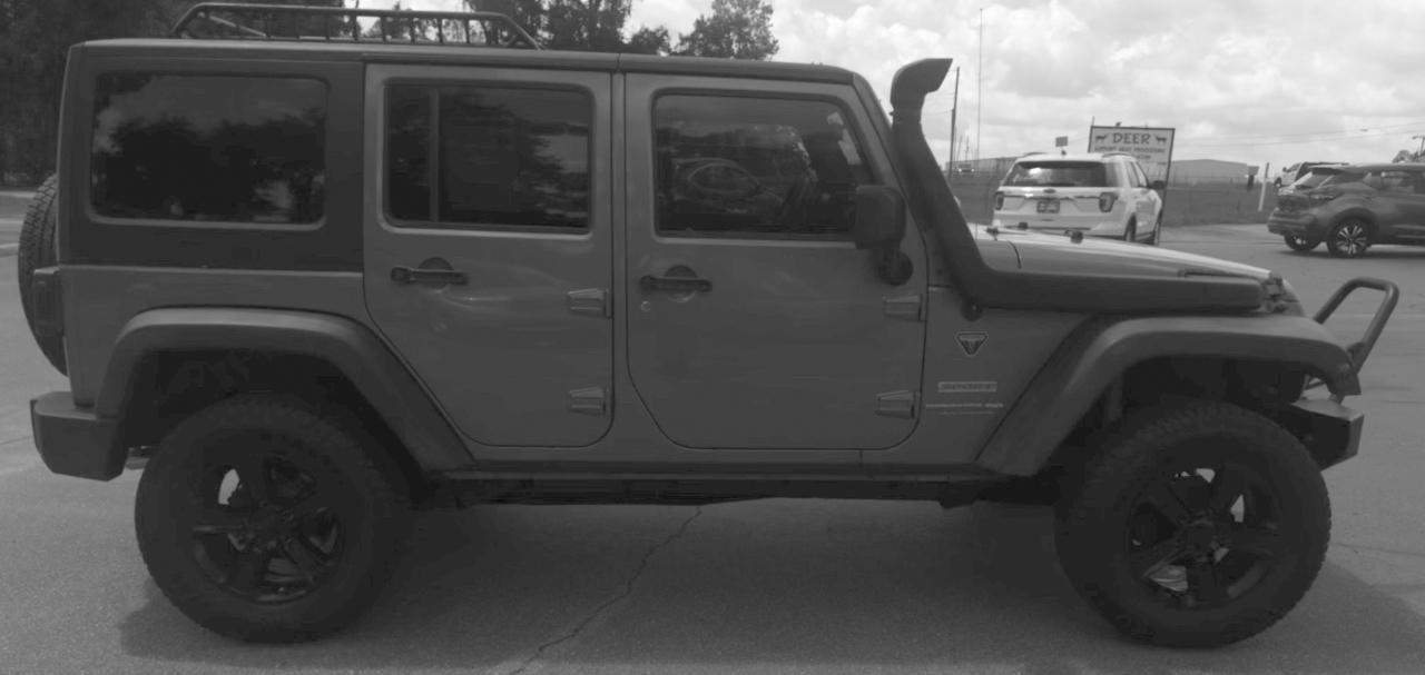 Jeep Wrangler Unlimited Sport 4WD 2011