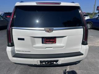 Cadillac Escalade Luxury 4WD 2019