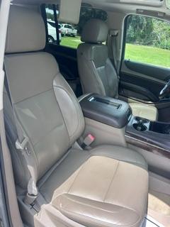 Chevrolet Suburban LT 1500 4WD 2015