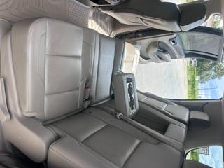 Chevrolet Suburban LT 1500 4WD 2015