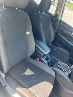 Nissan Rogue Sport S 2021