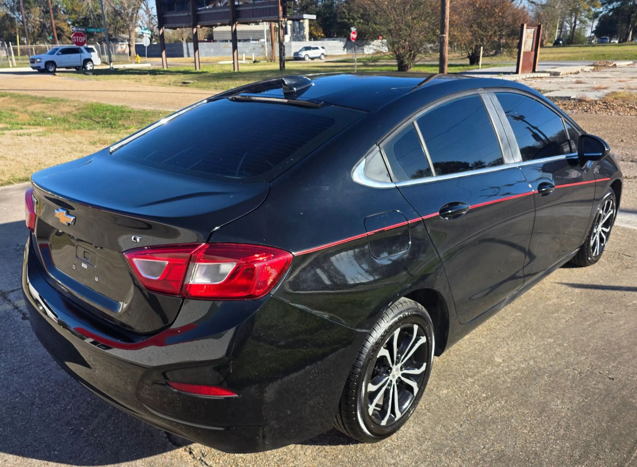 Chevrolet Cruze 4dr Sdn LT 2019