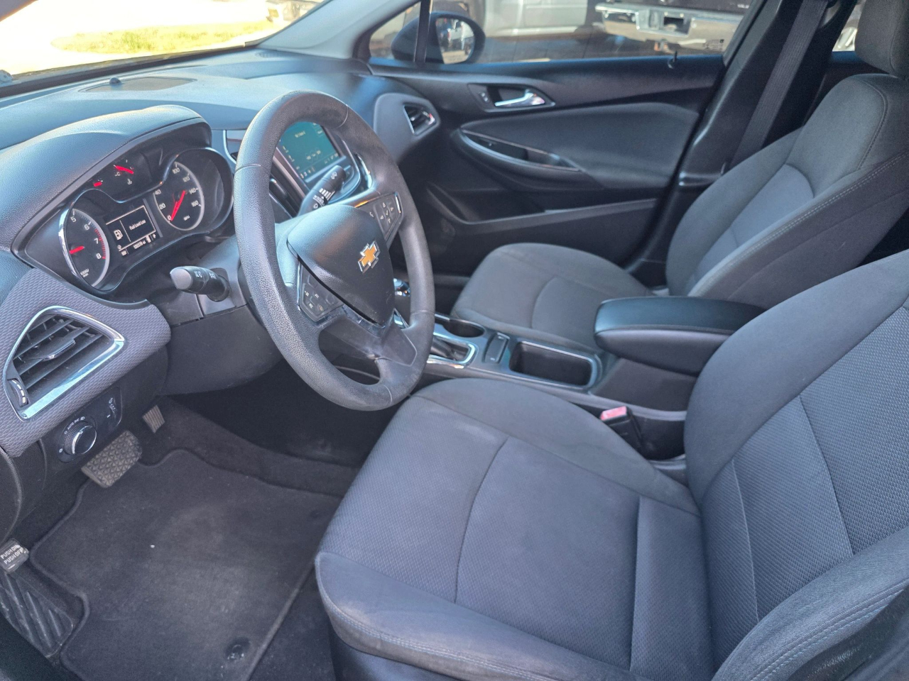 Chevrolet Cruze 4dr Sdn LT 2019