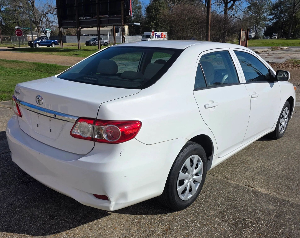 Toyota Corolla  2013