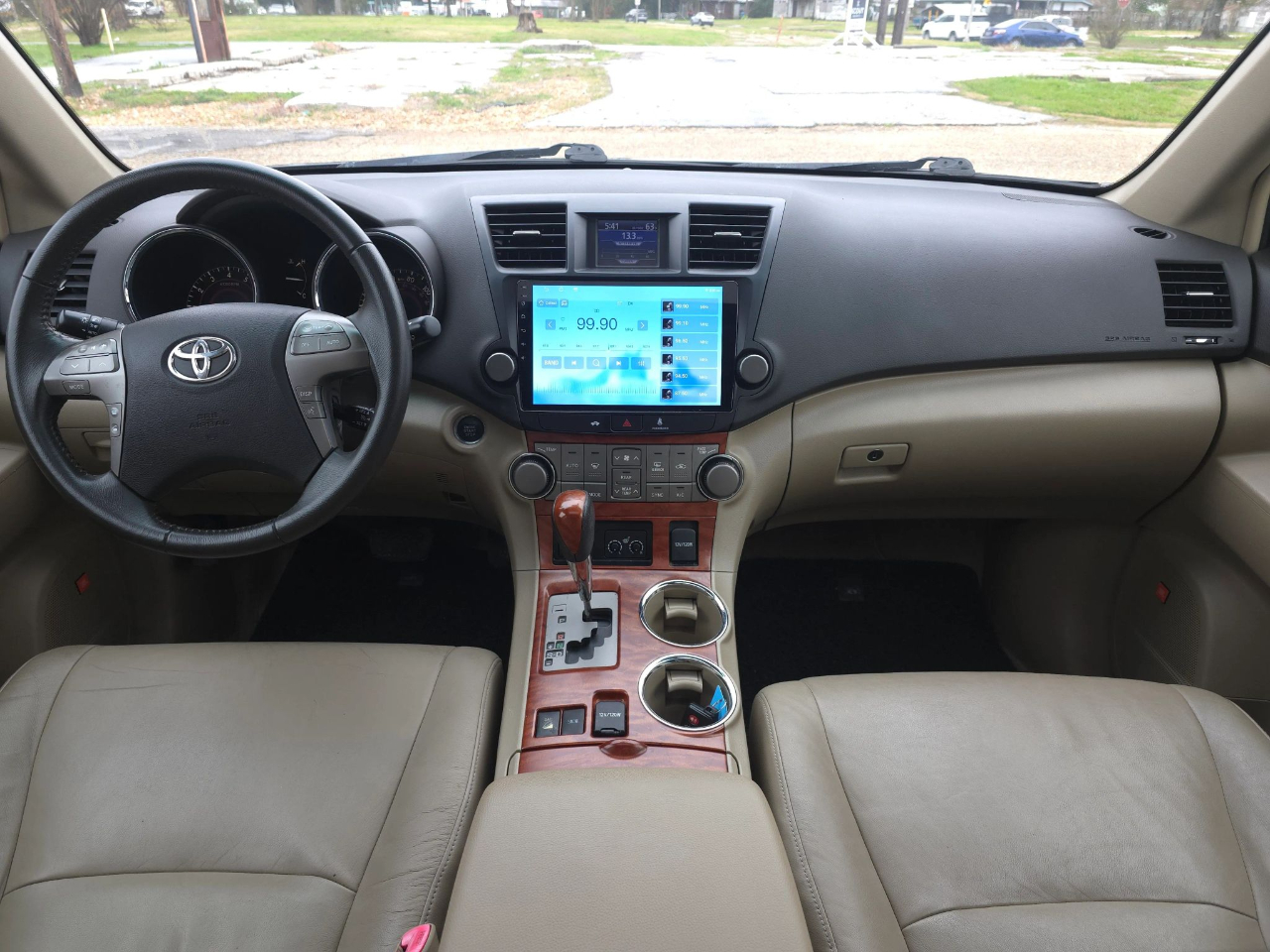 Toyota Highlander 4WD 4dr V6 Limited (Natl) 2010