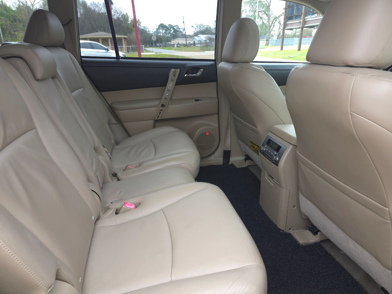 Toyota Highlander 4WD 4dr V6 Limited (Natl) 2010