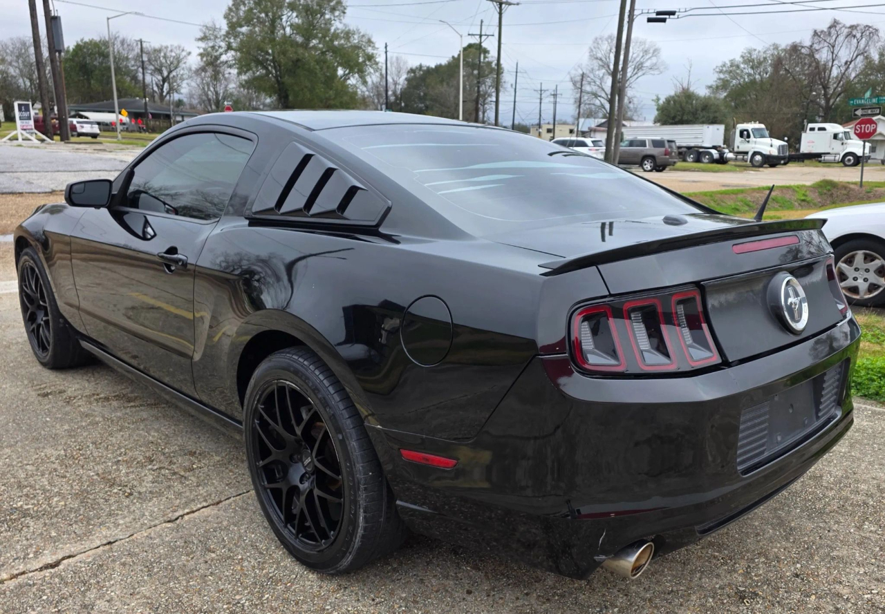 Ford Mustang 2dr Cpe V6 2013