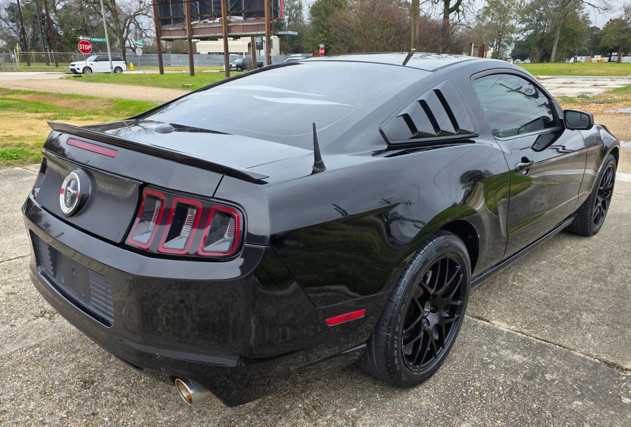 Ford Mustang 2dr Cpe V6 2013