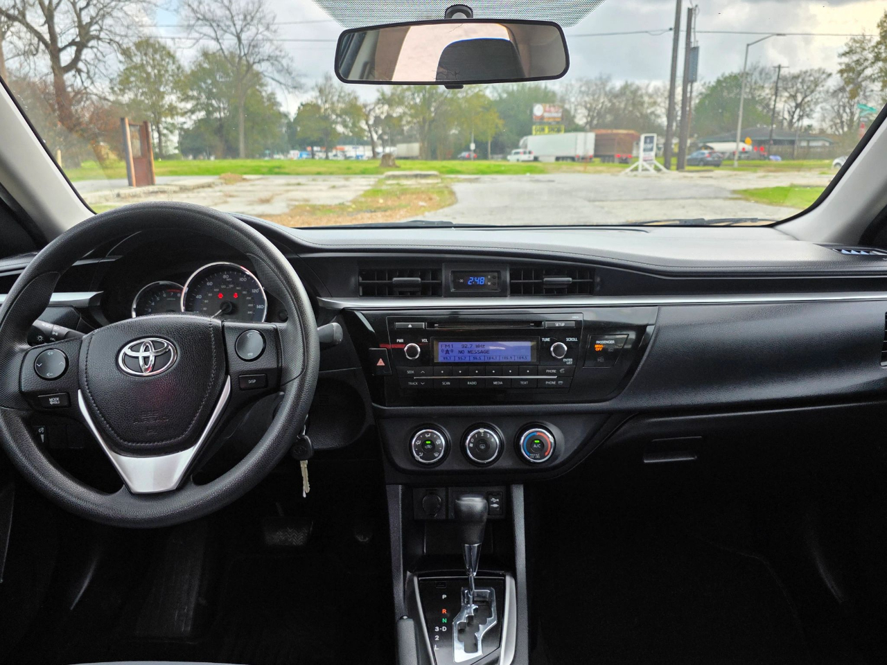 Toyota Corolla 4dr Sdn CVT LE Premium (Natl) 2014