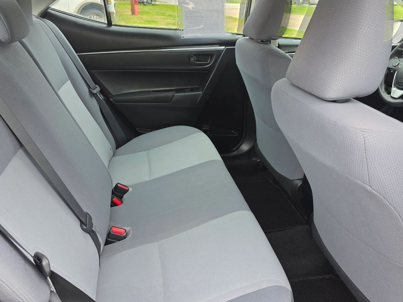 Toyota Corolla 4dr Sdn CVT LE Premium (Natl) 2014