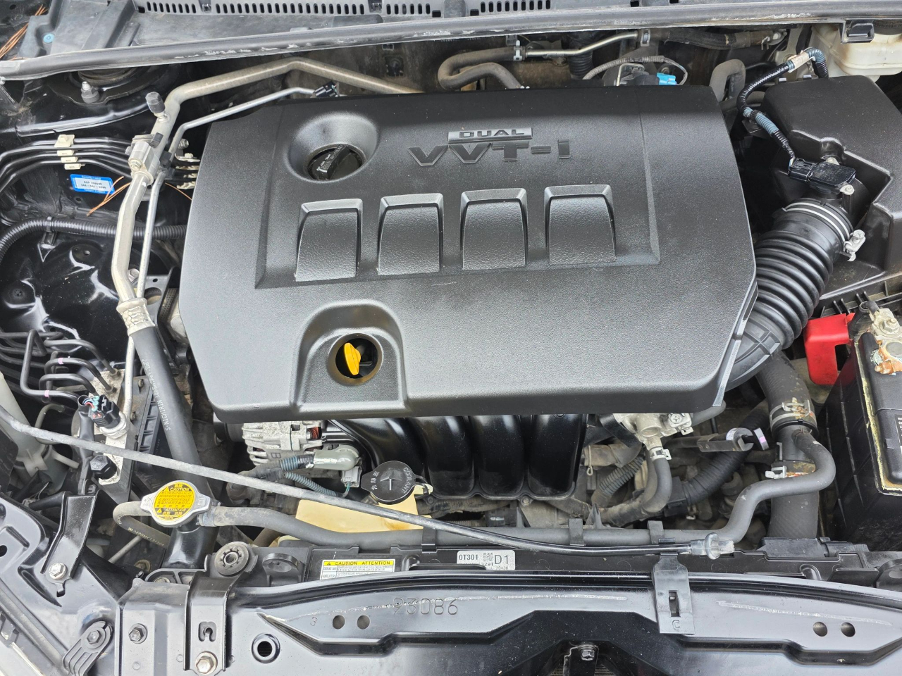 Toyota Corolla 4dr Sdn CVT LE Premium (Natl) 2014