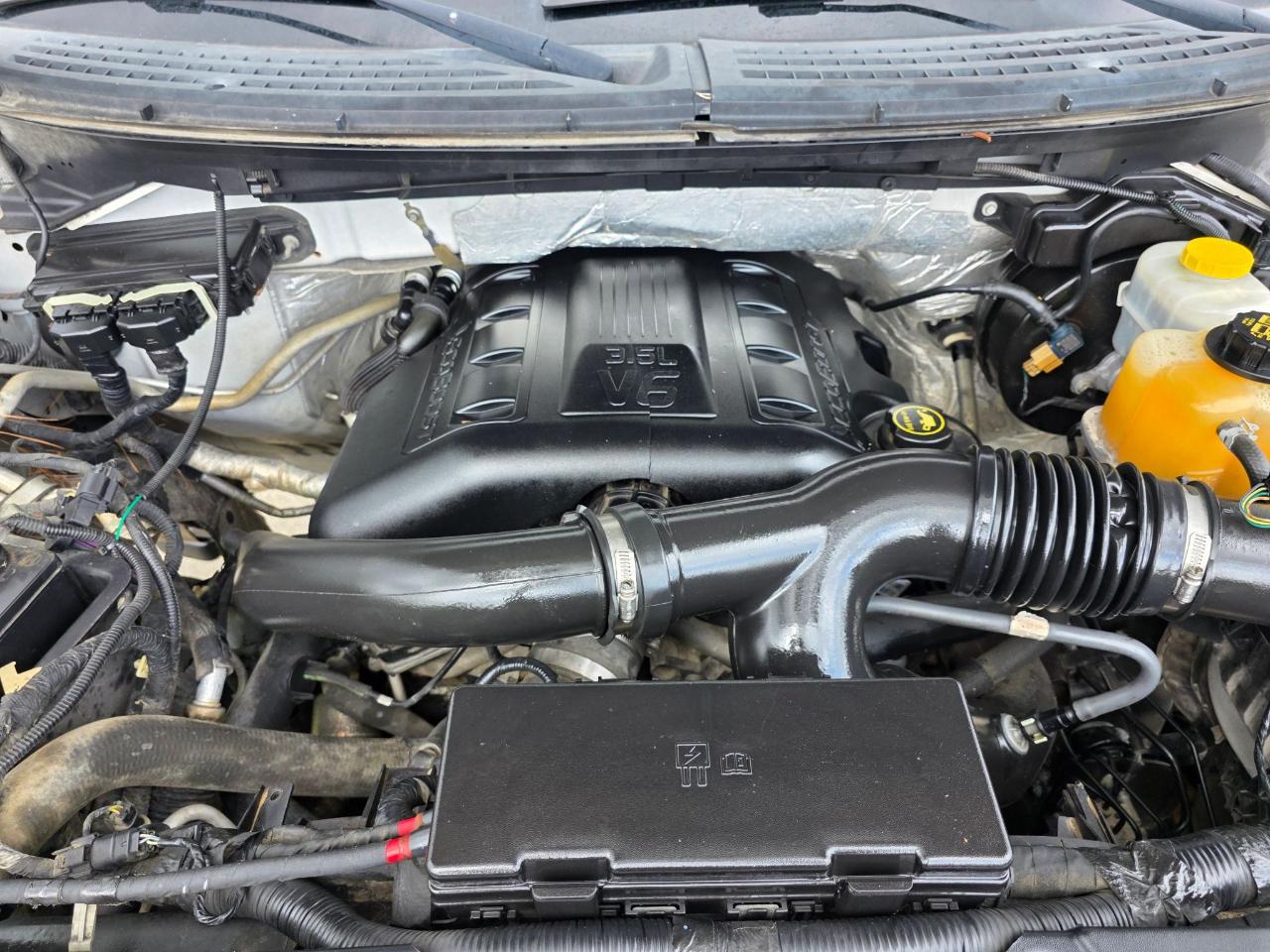 Ford F-150 4WD SuperCrew 145" Lariat 2014