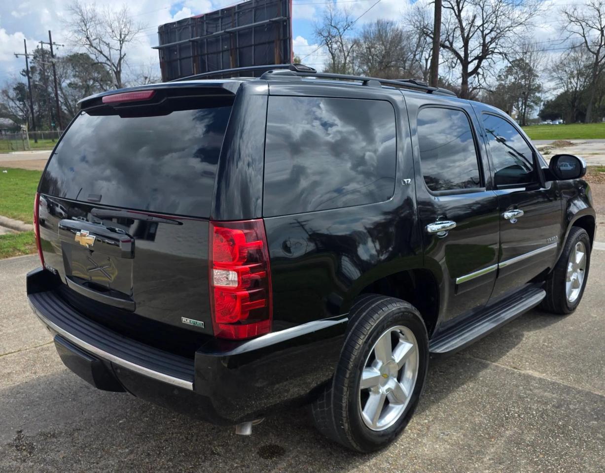 Chevrolet Tahoe 2WD 4dr 1500 LTZ 2011