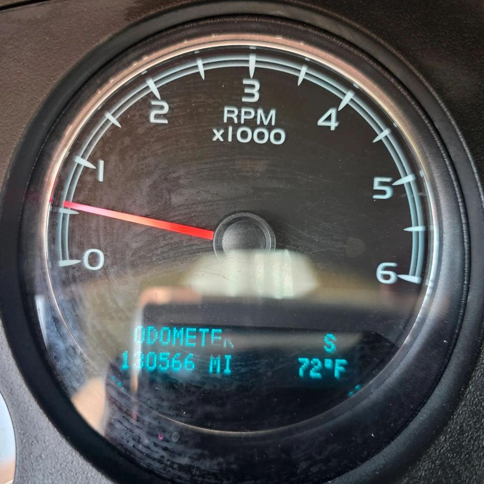 Chevrolet Tahoe 2WD 4dr 1500 LTZ 2011