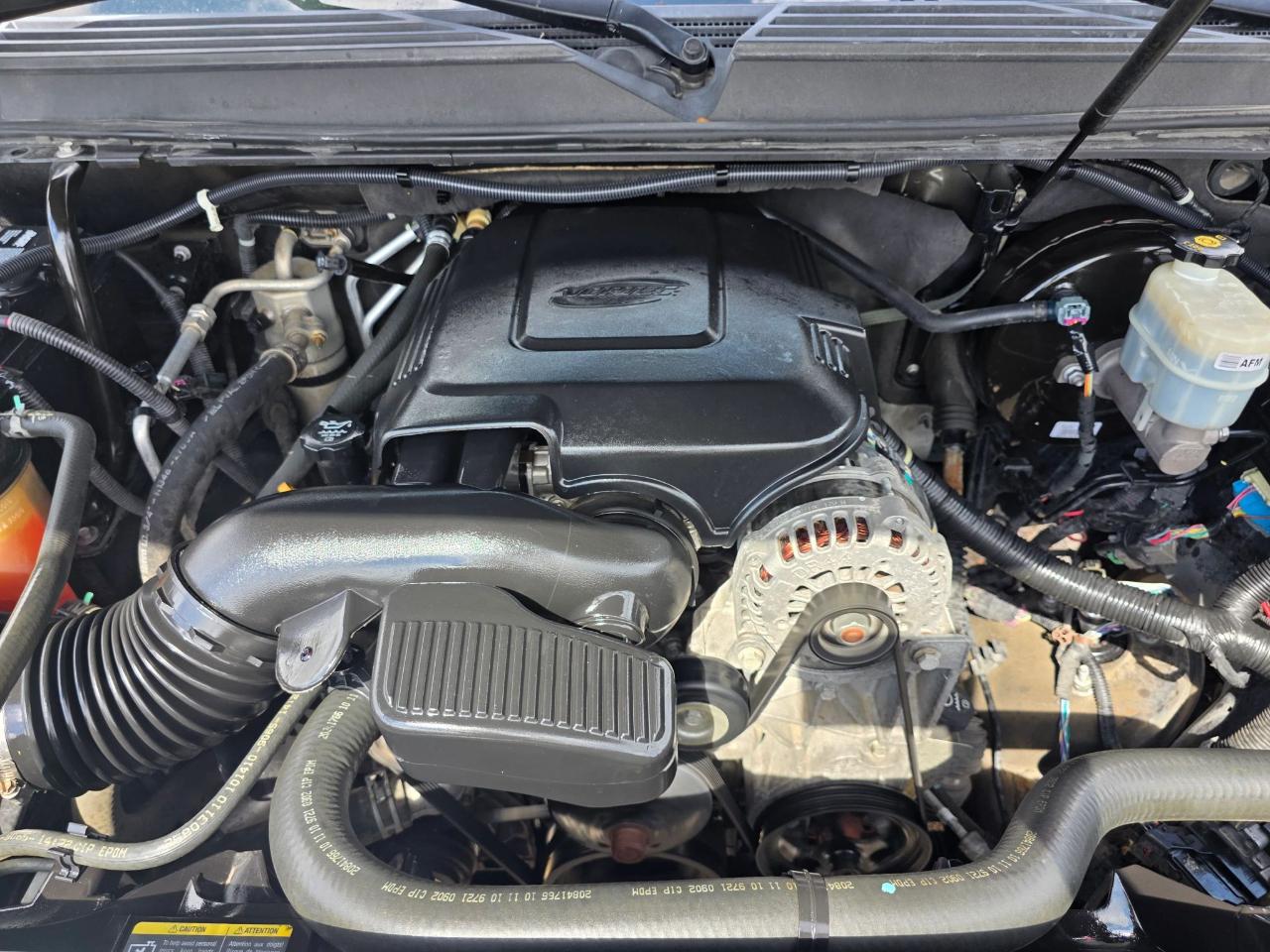 Chevrolet Tahoe 2WD 4dr 1500 LTZ 2011