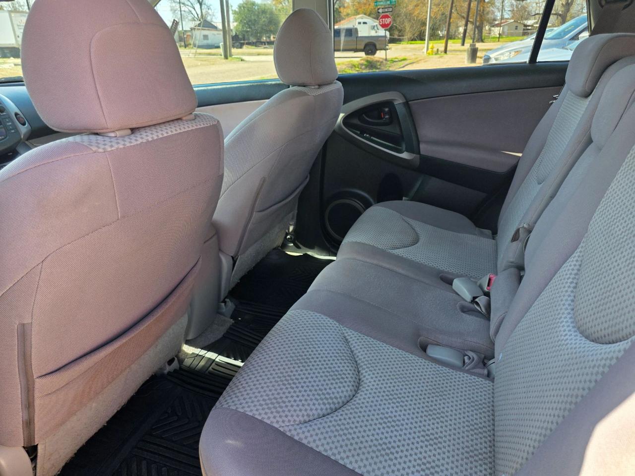 Toyota RAV4 FWD 4dr 4-cyl 4-Spd AT (Natl) 2008