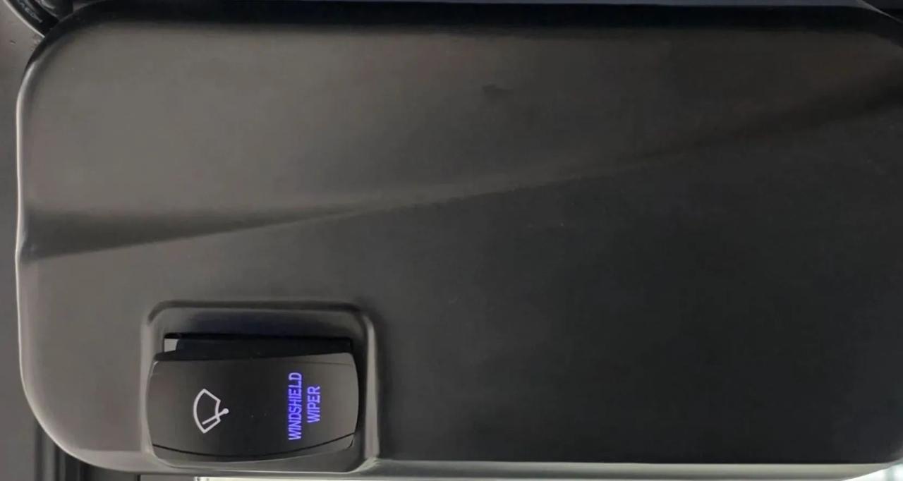 Bintelli Beyond 6P Lifted  2026