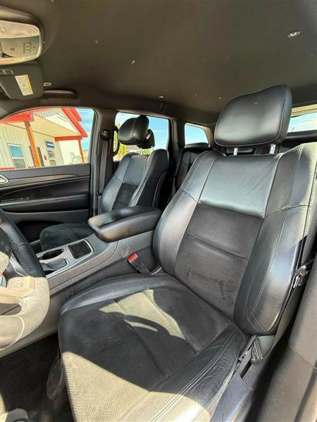 Jeep Grand Cherokee Laredo 4WD 2018