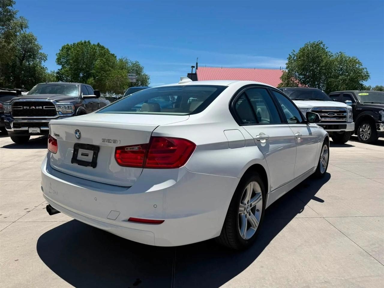 BMW 3-Series 328i xDrive Sedan 2015