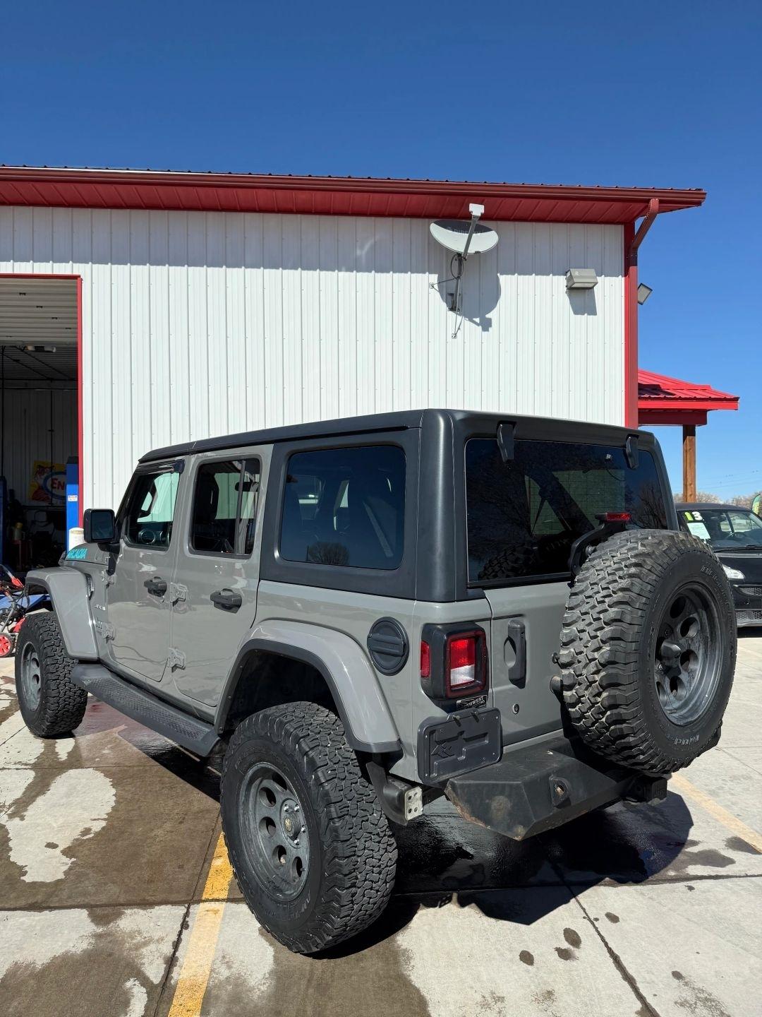 Jeep Wrangler Unlimited Sahara 2018
