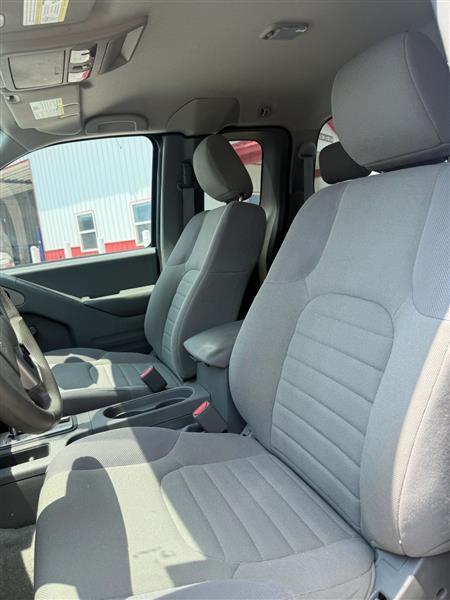 Nissan Frontier S King Cab I4 5MT 2WD 2016