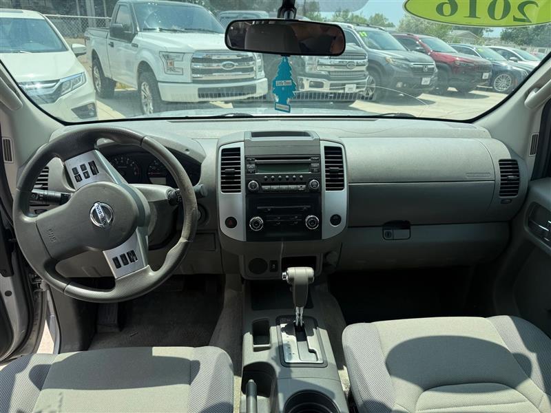 Nissan Frontier S King Cab I4 5MT 2WD 2016