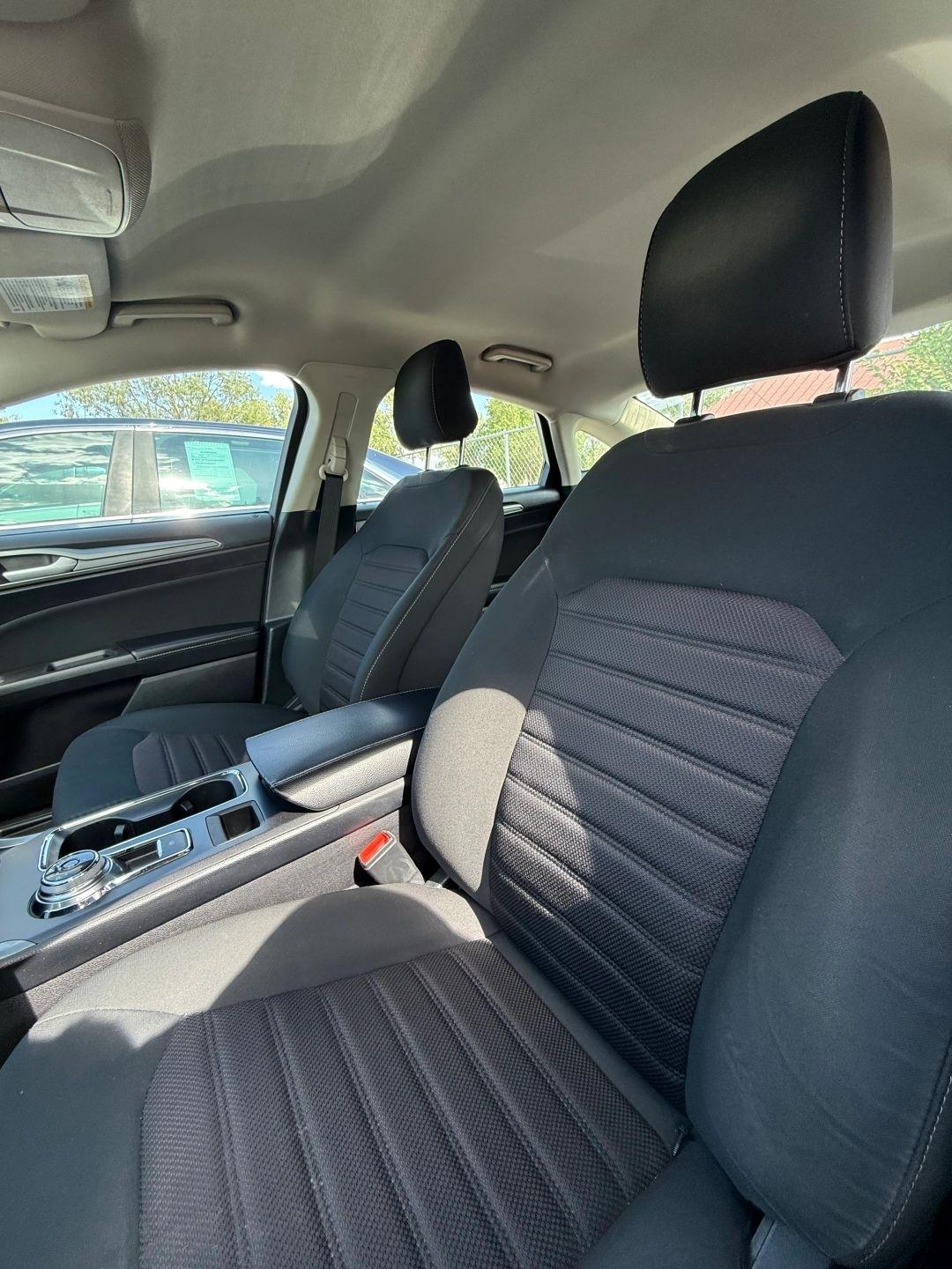 Ford Fusion SE AWD 2020