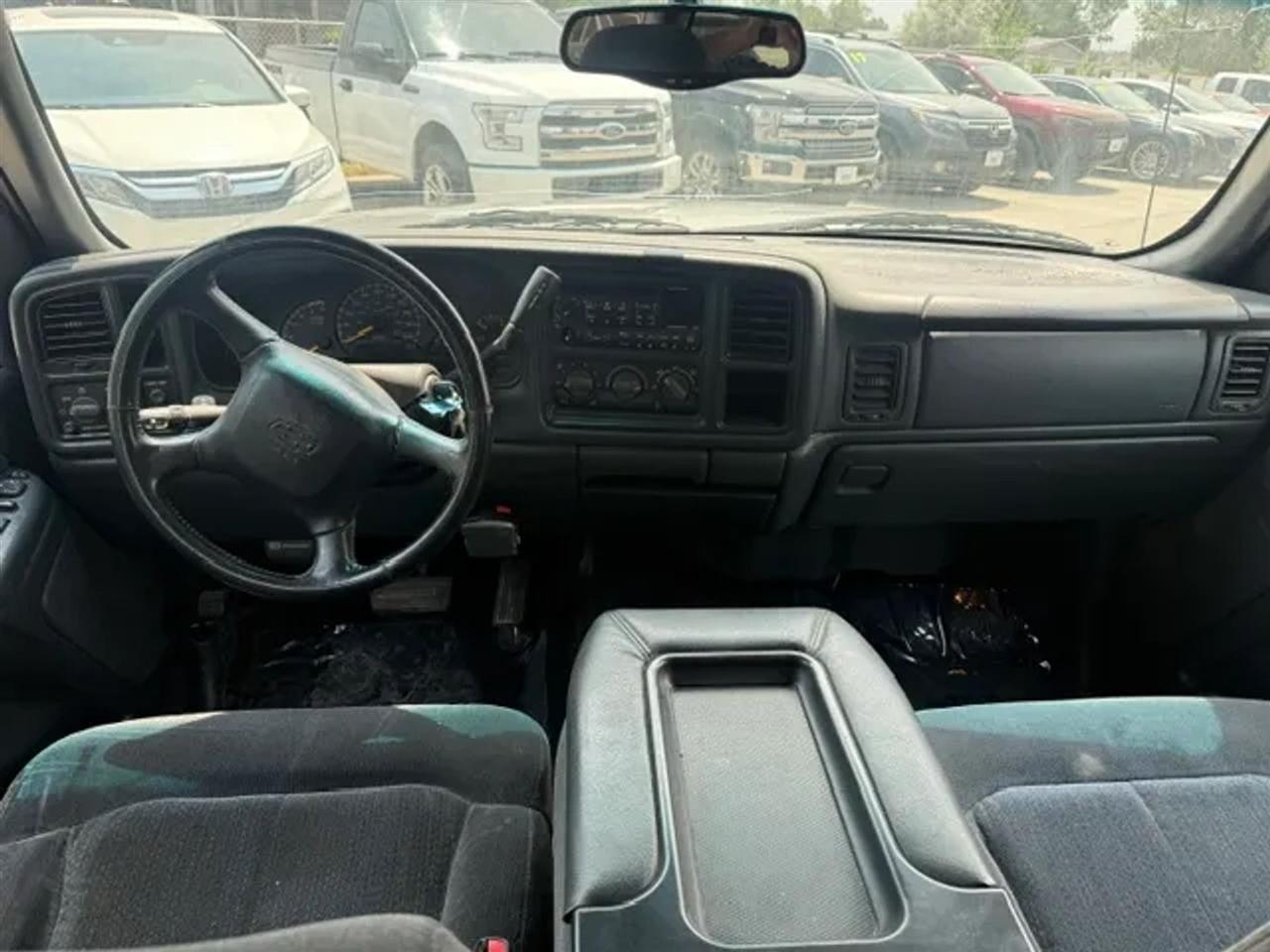 Chevrolet Silverado 2500HD Crew Cab Long Bed 2WD 2001
