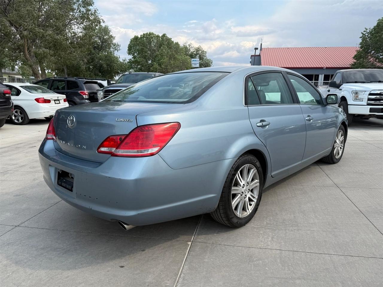 Toyota Avalon Limited 2006