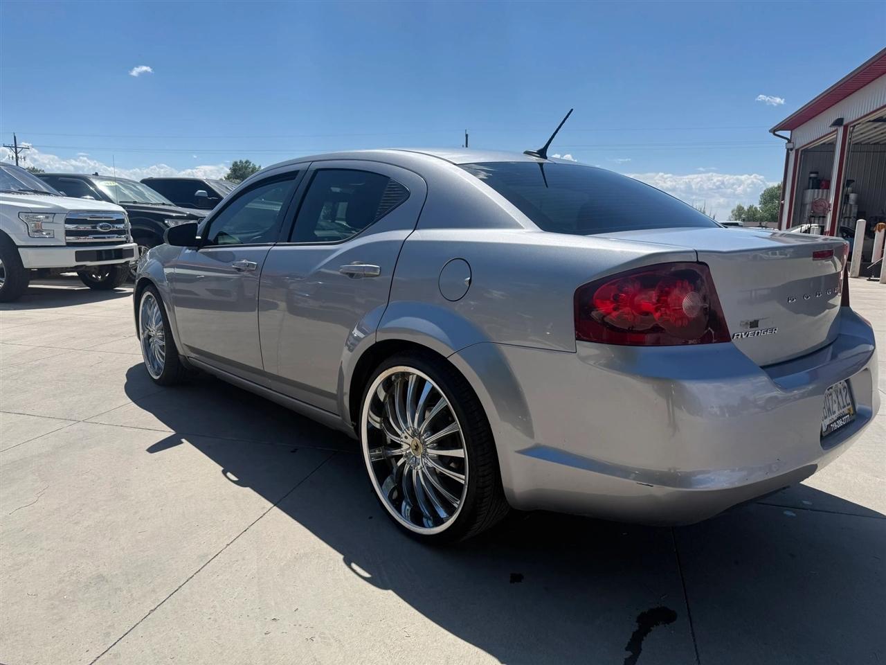 Dodge Avenger  2013