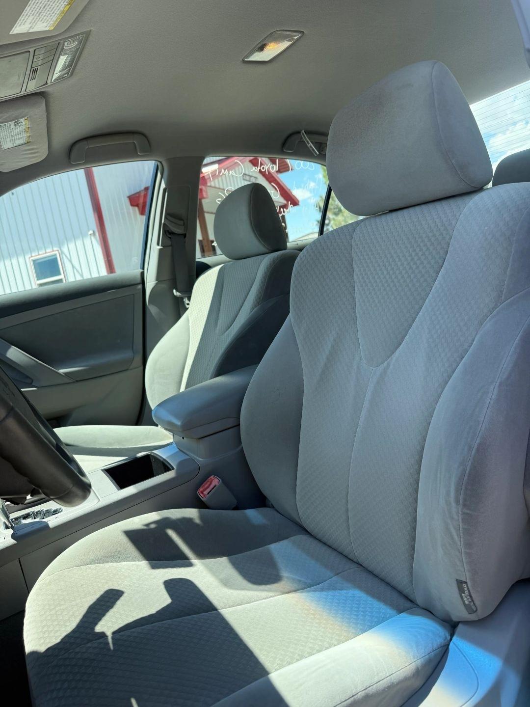 Toyota Camry Hybrid Sedan 2007
