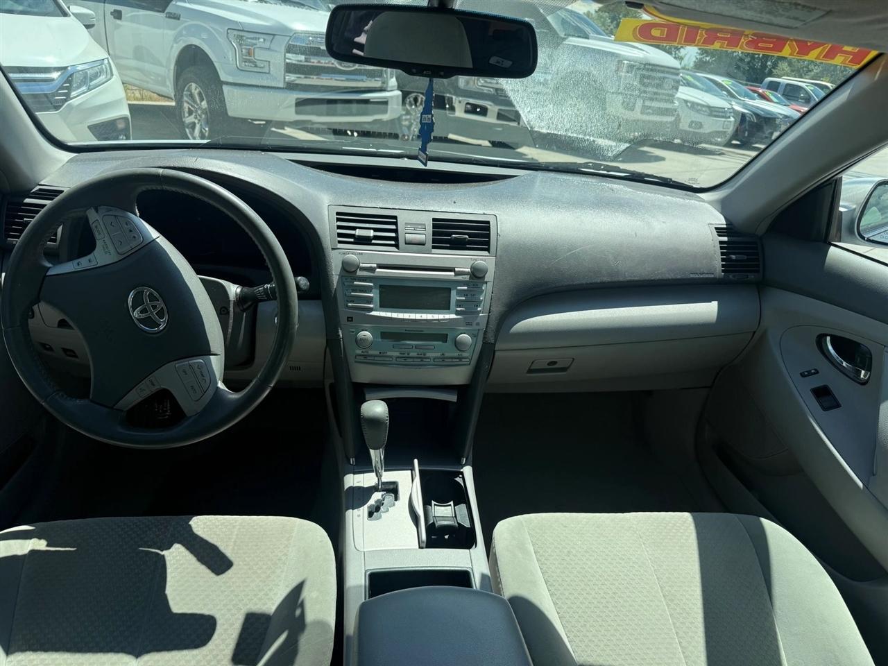 Toyota Camry Hybrid Sedan 2007