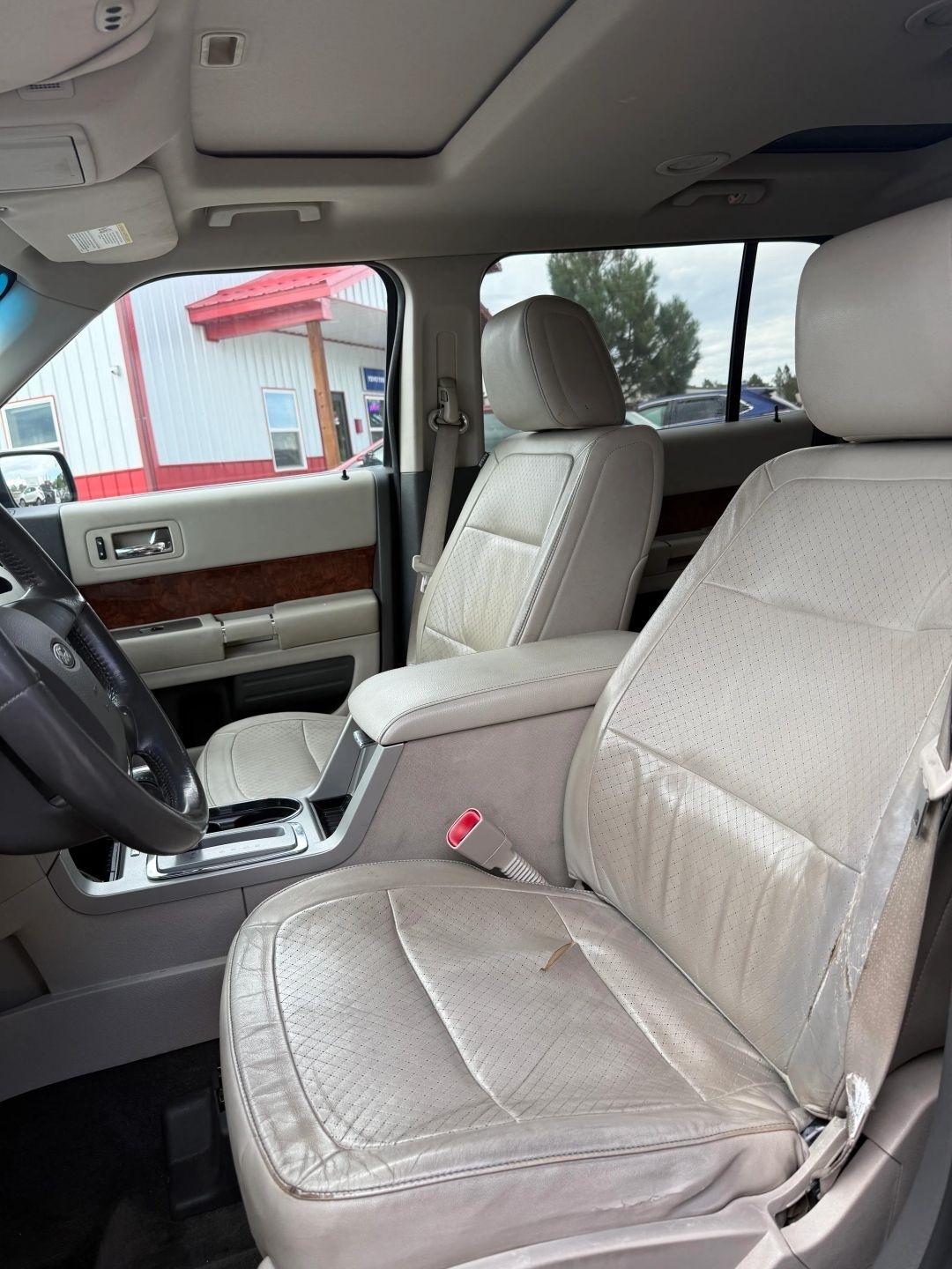 Ford Flex  2010