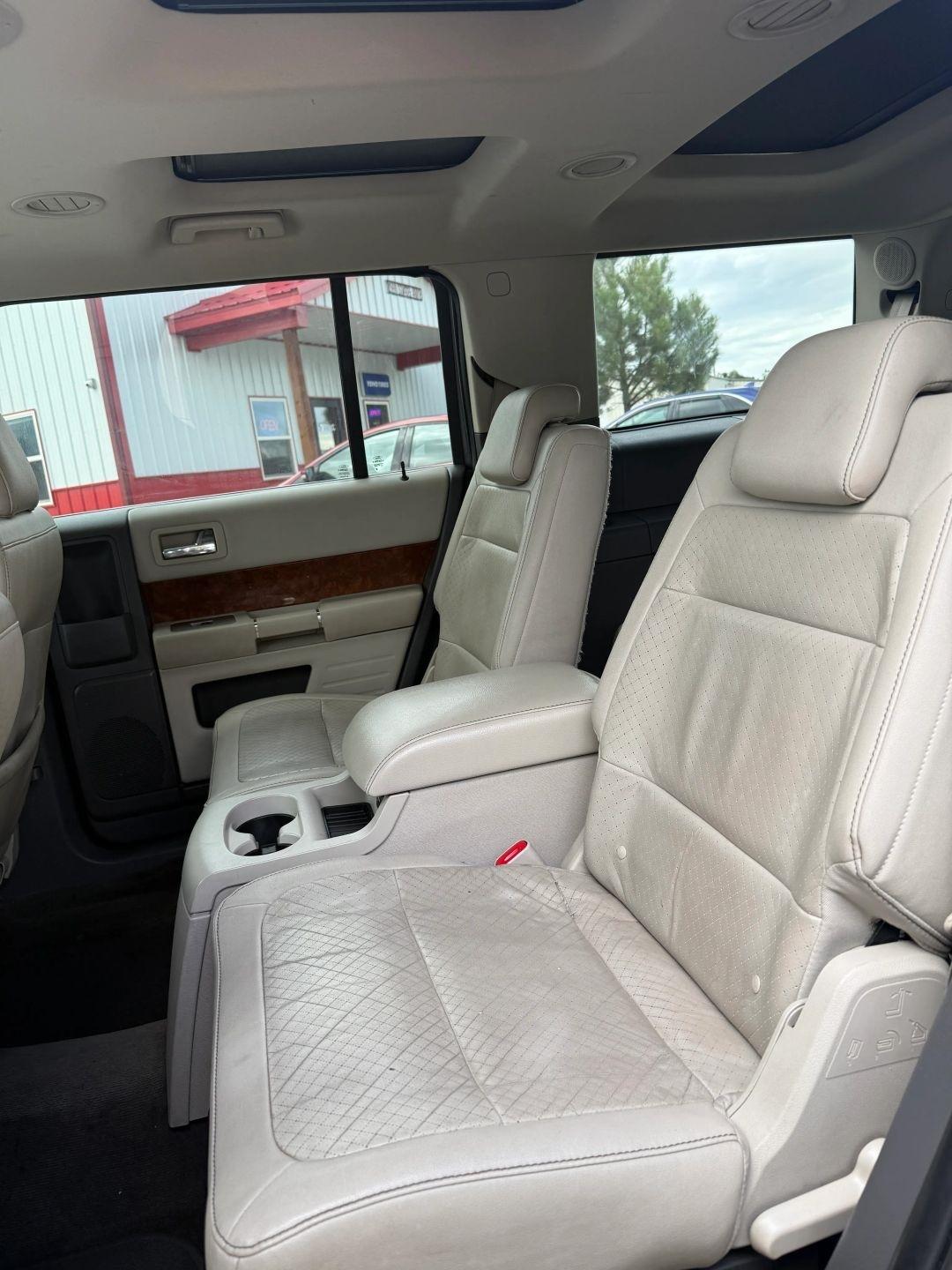 Ford Flex  2010