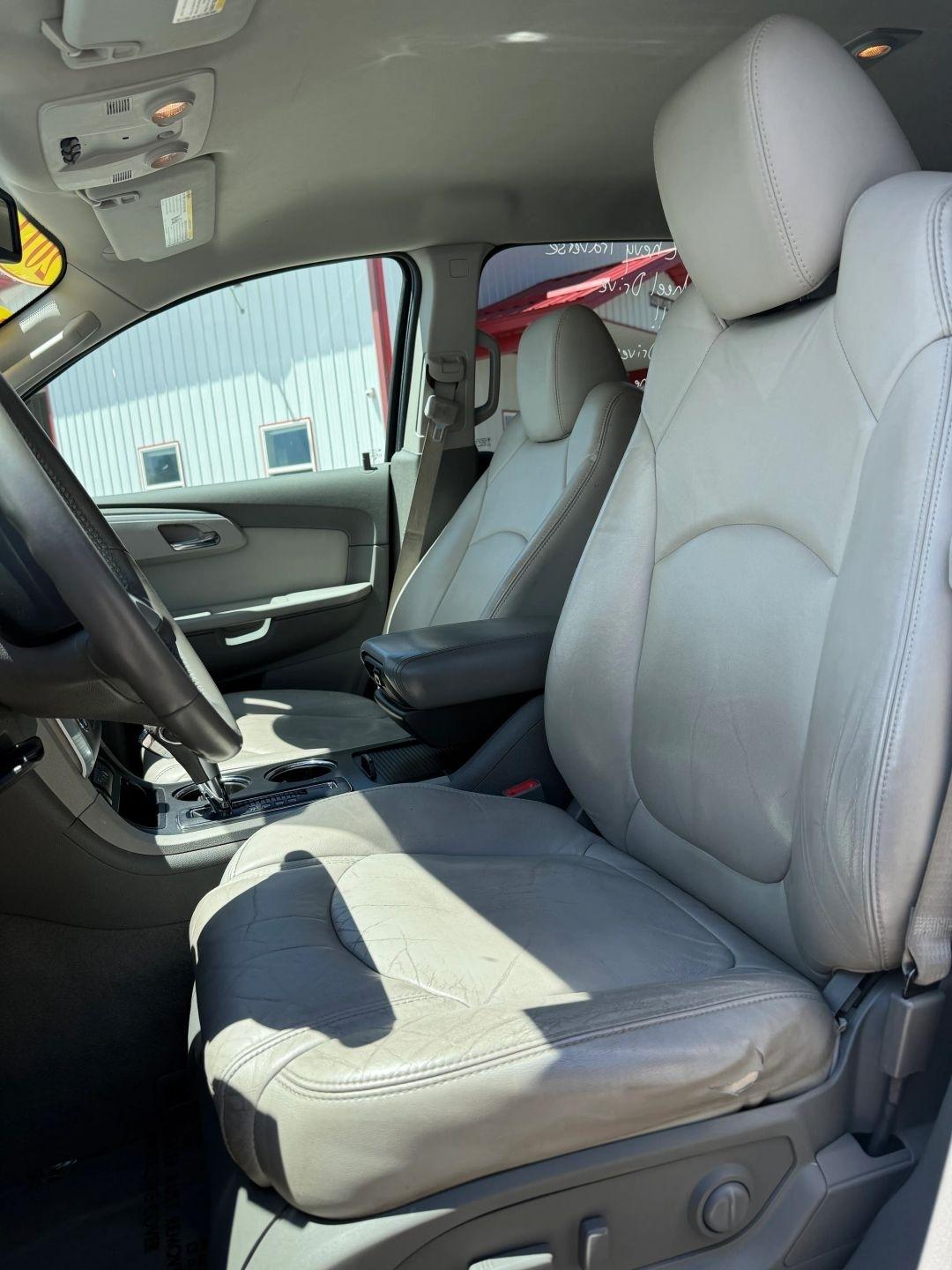 Chevrolet Traverse  2011